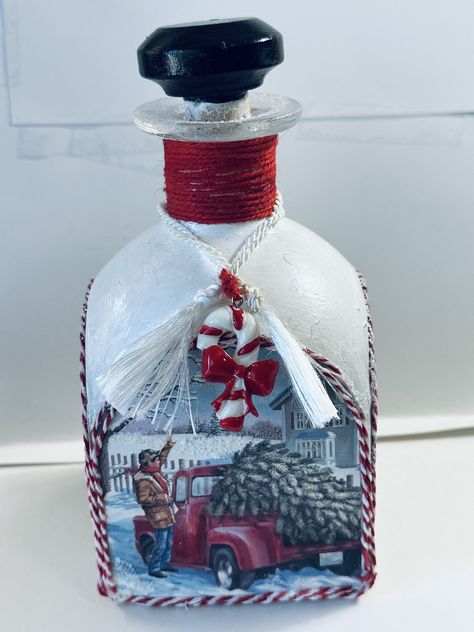 Crown Royal Bottle Crafts Christmas, Crown Bottle Crafts Diy, Crown Bottle Crafts, Crown Royal Bottle Crafts Diy, Crown Royal Bottle Crafts, Bottle Crafts Christmas, Crown Royal Bottle, Bottle Slumping, Crown Bottle