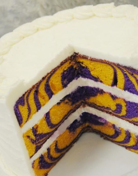 Mn Vikings Birthday Party, Minnesota Vikings Cake Ideas, Mn Vikings Cake, Minnesota Vikings Birthday Party, Vikings Football Cake, Vikings Birthday Cake, Minnesota Vikings Cake, Minnesota Vikings Party, Vikings Cake