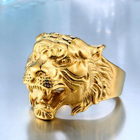 Stunning and beautiful tiger ring, available in silver, golden, bright white and black colors. Show who you are with the tiger rings! Available in those US sizes: 6 - 7 - 8 - 9 - 10 - 11 - 12 - 13 Good as a gift for yourself, or for a friend or loved ones. »»»»» Our products have Men Personality, Tiger Ring, Clean Jewelry, Versace Jewelry, Head Ring, Titanium Ring, Jewelry Words, Ring Men, Things Under A Microscope