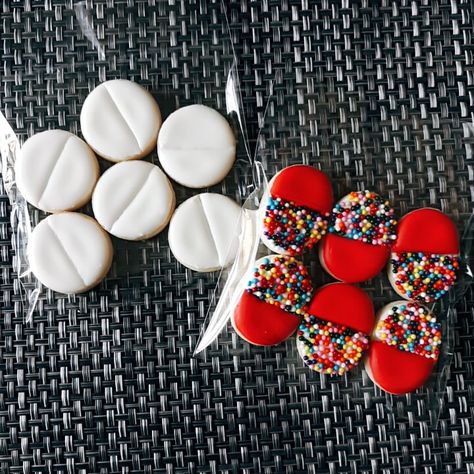 Pill Bottle Cookies, Pill Cookies, Pill Bottle, Themed Cookies, Pill Bottles, Hello Hello, Happy Pills, Cookie Art, Food Themes