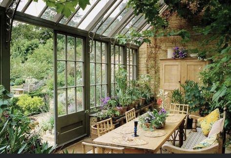 Conservatory Greenhouse, Conservatory Garden, Green Rooms, Outdoor Rooms, Glass House, Design Case, Winter Garden, Garden Styles, Garden Room