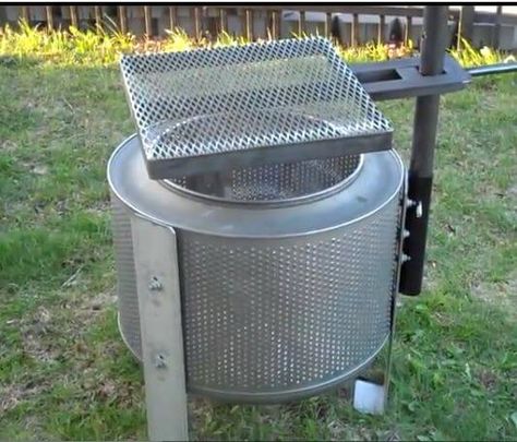 This example is very cool, it’s also an awesome way to repurpose a broken old washing machine. That said a friend of mine tried removing the drum from his broken washing machine and he gave up as it was just too much work to get it.. It does show what you can achieve with a … Diy Fire Pit Ideas, Washer Drum, Old Washing Machine, Washing Machine Drum, Rustic Fire Pits, Modern Fire Pit, Fire Pit Ring, Metal Fire Pit, Cool Fire Pits