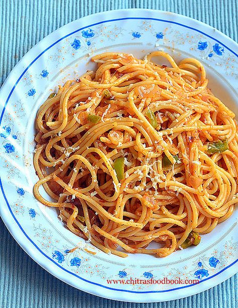 Indian spaghetti recipe Spegatti Recipes Vegetarian, Indian Spaghetti Recipes, Tomato Spaghetti Recipe, Tomato Spaghetti, Spagetti Recipe, Vegetarian Spaghetti, Cooking Spaghetti, Noodles Recipes, Food Pasta