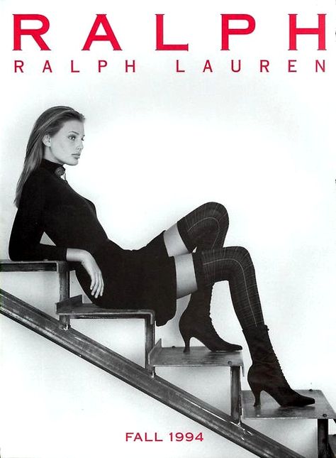 Bridget Hall Fashion Photography, Ralph Lauren Fall 1994 Vintage Ralph Lauren Ads, Ralph Lauren Ads, Photography 90s, Bridget Hall, Estilo Ivy League, Ralph Lauren 90s, Estilo Ivy, Mode Editorials, Ralph Lauren Fall