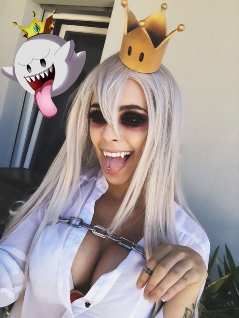 King Boo / Boosette Cosplayer : Kyla Ren King Boo Costume, Boosette Cosplay, Boo Costume, Mario Cosplay, King Boo, Kawaii Cosplay, Halloween Make Up, Amazing Cosplay, Geek Girls