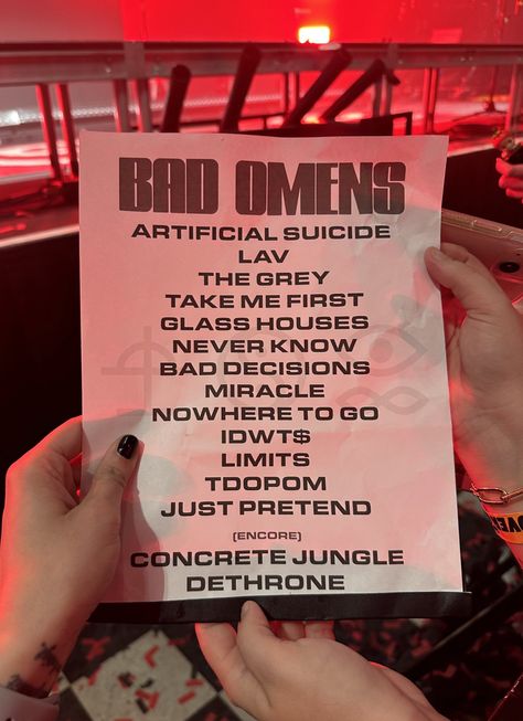 Bad Omens Setlist Noah Video, Bad Omens, Falling In Reverse, Bad Decisions, Falling In Love Again, Just Pretend, Bring Me The Horizon, Music Mood, Heavy Metal Bands