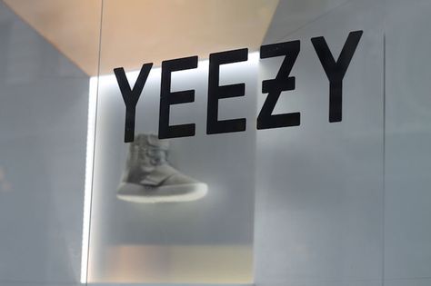 adidas yeezy 750 boost shoes by kanye west presented in new york Yeezy Logo, Adidas Yeezy 750 Boost, Yeezy Brand, Yeezy Boost 750, Yeezy 750, Adidas Store, Wallpaper Stores, Boost Shoes, Ppt Design