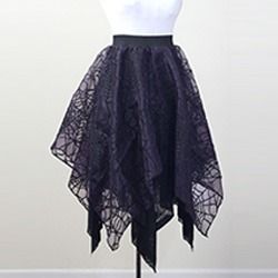 Free Tutorials – WhatTheCraft Tmyers Handmade, Diy Clothes No Sewing, Diy Goth Clothes, Crochet Skirt Outfit, Goth Skirt, Pixie Skirt, Fairy Skirt, Goth Clothes, Diy Skirt