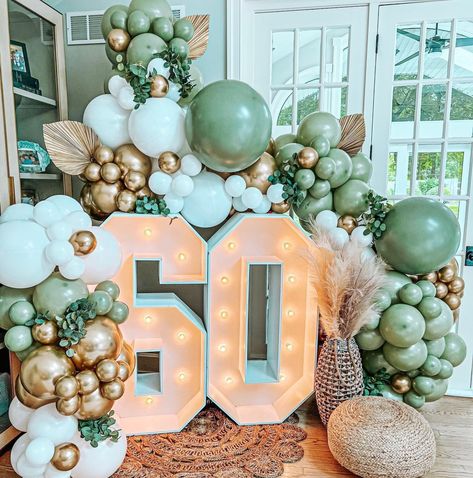 60th Birthday Backdrop Ideas, Gold And Silver Balloon Garland, 60th Birthday Ideas For Mom Party, 70th Birthday Party Ideas For Mom, 70th Birthday Ideas For Mom, Baloon Garland, 60th Birthday Ideas For Mom, 50th Birthday Balloons, 60th Birthday Party Decorations