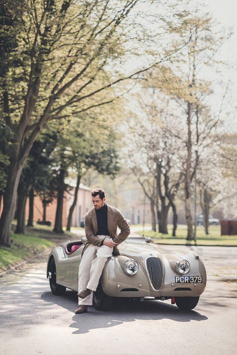 Men Cars Photography, Shore Photography, Carros Bmw, Car Poses, Cycle Car, Luxury Car Rental, Jaguar Xk, David Gandy, Mini Car