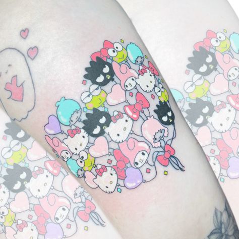 Hk Tattoo, Kawaii Tattoos, Appearance Goals, Kitty Tattoos, Kitty Tattoo, Balloon Tattoo, Hello Kitty Tattoos, Amazing Tattoos, Kawaii Tattoo