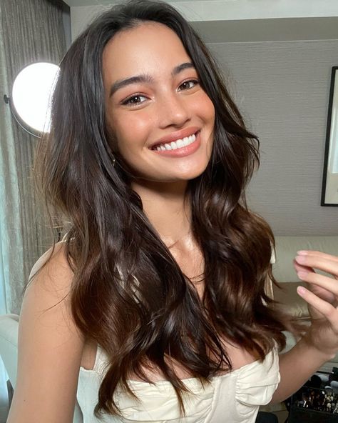 Kelsey Merritt Outfits, Kelsey Merritt, Exercise Inspiration, Girlfriend Pictures, Beauty Hairstyles, Lifestyle Motivation, December 19, Motivation Workout, Smile Girl