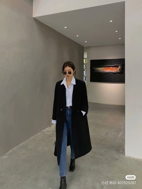 Minimal Outfit Winter, Formal Ootd, Black Coat Outfit, Daily Dress Me, Long Coat Outfit, Streetwear Winter, Best Winter Outfits, Winter Fashion Outfits Casual, Corporate Outfits