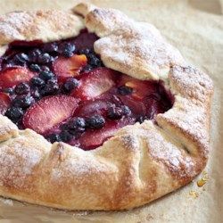 Fruit Galette Recipe, Plum Pie Recipe, Blueberry Galette, Cottagecore Recipes, Galette Recipe, Fruit Tart, Summer Fruit, Fruit Recipes, No Bake Desserts