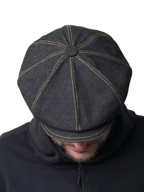 📌Cap made of high-quality denim. 🎨 Color - Black with yellow stitching. ✨ Why Customers admire Mr.OberCap: -Handcrafted. -We make all sizes for people of all ages and genders . -There is a jute rope under the elastic band that can be used to resize the cap by 1-1.5 cm. -You can choose the shape of the visor (straight or round). -Visor is not sewn to the cap. -We make caps with elastic bands. -Our caps do not have a rigid shape (they are soft, with good waves) and are not glued. -Inside the cap Newsboy Hat Outfit Mens, Newsboy Hat Outfit, Mens Beret Hat, Peaky Blinders Cap, Mens Newsboy Hat, Newsboy Cap Men, Vintage Style Hat, Cabbie Hat, Baker Boy Hat