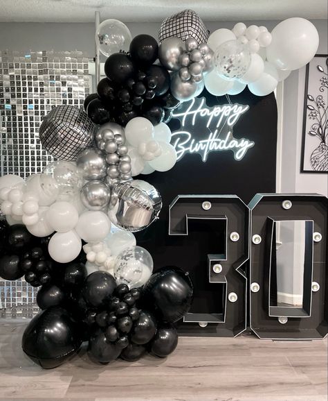 Black And Silver 25th Birthday, Black White And Silver Birthday Theme, Silver And Black Party Decorations, Black Theme Birthday Party, Black And Silver Backdrop, Black And Silver Party Theme, Black And Silver Birthday Decorations, Gold Wedding Reception Tables, Bad Birthday