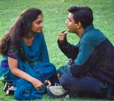 Tamil Cinema Aesthetic, Alaipayuthe Movie Stills, Bengali Photoshoot, R Madhavan, Movie Frames, Best Love Pics, Vintage Bollywood Aesthetic, Desi Aesthetics, Movie Pic