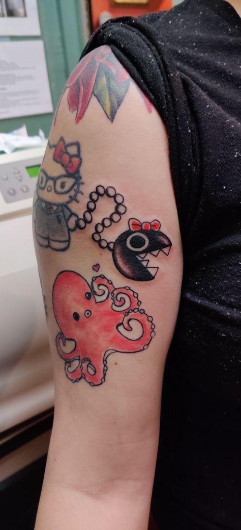 Harry Potter Hello Kitty with pet Chain Chomp tattoo. #seattletattooer Chain Chomp Tattoo, Hello Kitty Chest Tattoo, Demon Kitty Tattoo, Punk Hello Kitty Tattoo, Tatuajes Hello Kitty Tattoos, Chain Chomp, Hello Kitty Tattoos, Hello Kitty Birthday, Tattoo Stickers