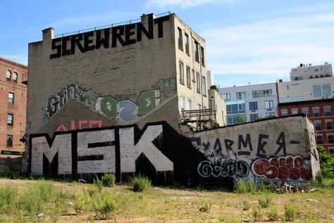 https://flic.kr/p/6wAy8p | msk blockbuster Blockbuster Graffiti, Graffiti King, Street Art Paris, Street Mural, Graffiti Tagging, Graffiti Alphabet, Hd Wallpapers For Mobile, Street Graffiti, School Art Projects