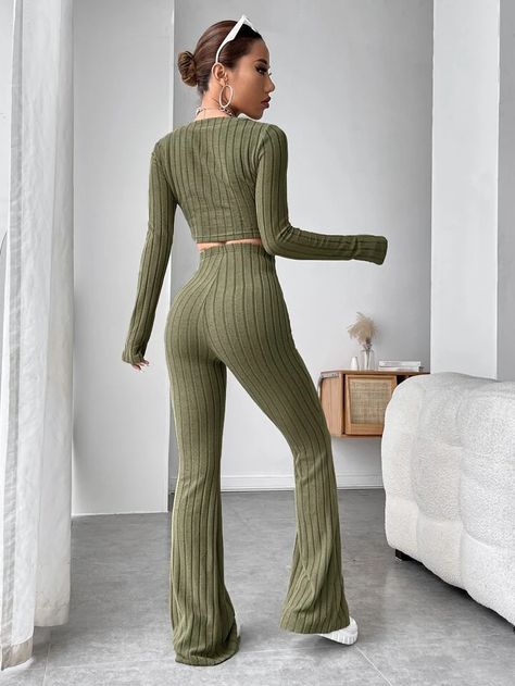 SHEIN EZwear Ribbed Knit Crop Top & Flare Leg Pants | SHEIN USA Flare Leg Pants Outfit, High Neck Long Sleeve Top, High Waisted Pants Outfit, Slim Pants Outfit, Knit Two Piece Set, Modern Womens Fashion, Leg Pants Outfit, Top And Pants Set, Flare Leg Pants