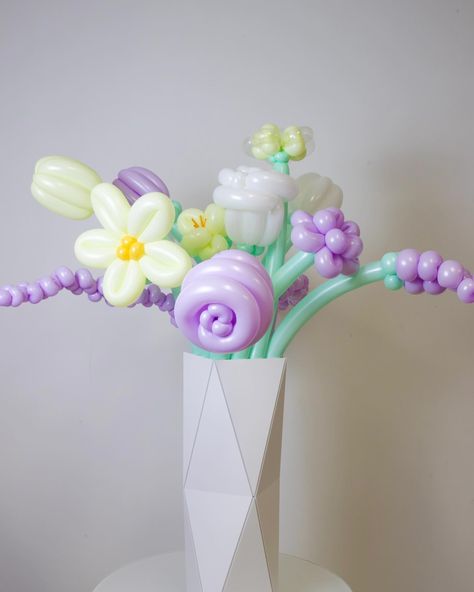 Elevate any occasion with our stunning Flower Balloon Bouquets, each accompanied by a unique origami vase for a personalized. #CelebrationDecor #FlowerBalloons #OrigamiVase #PartyEssentials #EventDecor #BalloonArt #CustomVases #FloralDesign #UniqueGifts #SpecialOccasions Flower Bouquet Balloon, Balloon Flower Bouquet, Hello 16, Balloon Flower Decorations, Origami Vase, Flower Balloons, Unique Origami, Balloon Shapes, Balloon Flowers