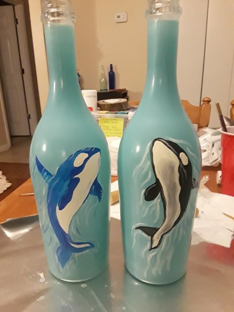 Bottle Paintings, Bottle Art Projects, Painting On Glass Windows, Wine Bottle Project, Hand Painted Bottles, Bottle Ideas, Underwater Art, Wine Glass Crafts, Diy Glass Bottle Crafts