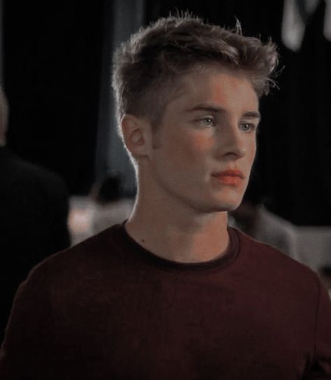 edit: 𝐜 𝐚 𝐦 𝐬 Brick Armstrong, Overprotective Brothers, Michael Provost, Insatiable Netflix, Hunger Games Characters, Hot Actors, The Start, Hunger Games, Serie Tv