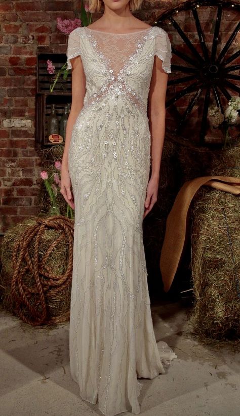 1920 Inspired Wedding Dresses, 1930s Style Wedding Dress, Wedding Dress 20's Style, 20s Inspired Wedding Dresses, 1920s Style Wedding Dress, Wedding Dress 50 Year Old Bride, Peaky Blinders Wedding Dress, Vintage Beaded Wedding Dress, White Gatsby Wedding Dress