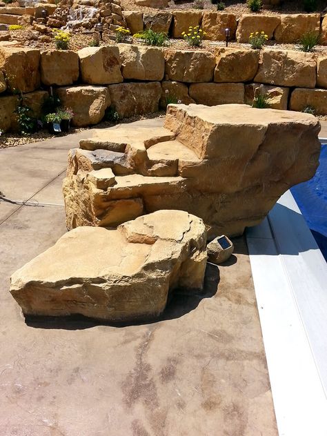 Jump Rocks For Pools, Pool Jumping Rock, Stone Around Pool, House Backyard Ideas, Natural Stone Retaining Wall, Boulder Retaining Wall, Rock Steps, Rock Retaining Wall, Granite Blocks