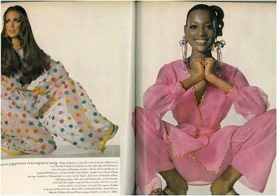 Windsor Elliot and Naomi Sims by Irving Penn, 1969 Naomi Sims, 70s Black Women, Irving Penn, 1960s Fashion, Hair Pictures, Ginger Hair, Online Magazine, Magazine Cover, Windsor