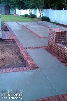 Patio Ideas Decor, Stamped Concrete Driveway, Brick Sidewalk, Brick Border, Brick Driveway, Patio Pictures, Cement Patio, Concrete Patio Designs, Walkway Landscaping