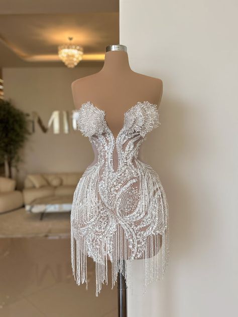 Brides Party Dress, Short Wedding Reception Dress Sparkly, Wedding Fitted Dresses, Corset Dresses Black Women, Reception Dress Bride Black Woman, Reception Dress Mid Length, Black Women Reception Dress, Minna Fashion Short Dress, White Short Prom Dresses