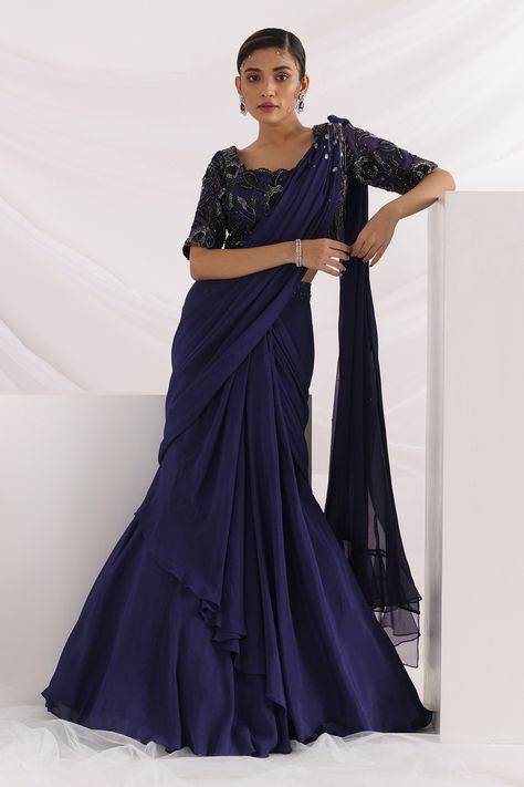 Designer Dresses Elegant, Saree Jackets, Ruffle Sarees, Draped Saree, Navratri Dress, Simple Saree Designs, Blue Outfits, Lehenga Designs Simple, Ruffle Saree