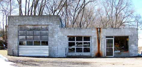 Cinder Block Garage, Cinder Block House, Concrete Block House, Block House, Concrete Block Walls, Garage Addition, Derelict Buildings, Modern Garage, Concrete Block