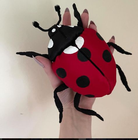 Bug Plush Pattern, Bug Sewing Pattern, Bug Plush, 70s Patterns, Art Bag, Plush Pattern, Soft Sculpture, Baby Crafts, Sewing Patterns Free