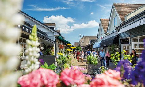 Bicester Village, Best Places To Shop, Conference Venue, Places To Shop, Environment Day, World Environment Day, Luxury Destinations, Luxury Services, Oceans Of The World