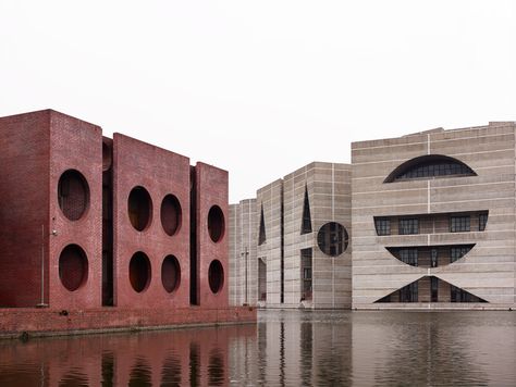 Louis Kahn | House of the Nation on Behance Louis Kahn Architecture, Louis Kahn House, Luis Kahn, Louis Khan, Louis Kahn, National Assembly, Modern Architecture Design, Brick Architecture, Architectural Photographers