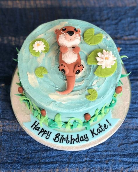 Otter Cake Ideas, Sea Otter Cake, Sea Otter Birthday Party, Otter Cupcakes, Otter Birthday Cake, Otter Party, Vet Cake, Cinderella Cake Designs, Otter Birthday