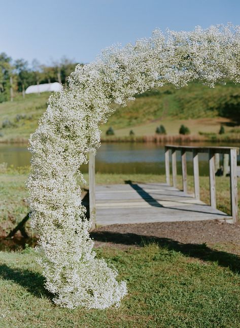 Half Moon Wedding Arch Ideas, Half Moon Wedding Arch, White Rose Bouquets, Moon Arch, Chic Modern Wedding, Sperry Tent, White Rose Bouquet, Costa Rica Wedding, Wedding Ceremony Arch