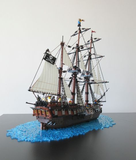 "The Spectre" by Sebeus I Queen Annes Revenge, Lego Pirate Ship, Pirate Lego, Lego Design Ideas, Lego Website, Brown Jumpers, Hms Bounty, Lego Boat, Lego Pirates