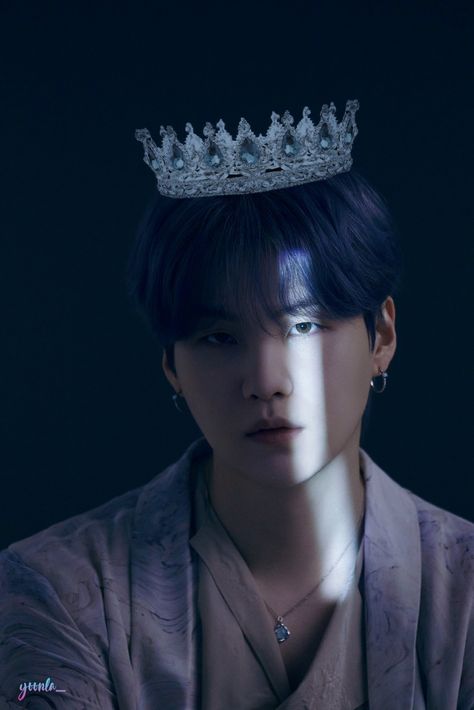 Suga Prince, Purple Royal Aesthetic, Suga Cute Pics, Yoongi King, Suga King, Prince Yoongi, Bts For You, King Pic, Min Yoongi Wallpaper