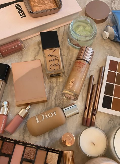 Trucco Glam, Rosa Make-up, Koleksi Makeup, Makeup Contouring, Maquillage On Fleek, Makeup Tip, Makeup Bag Essentials, Make Up Inspiration, Preppy Stuff