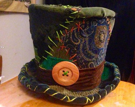 Mad Hatter Cosplay, Man Hats, Green Top Hat, Mad Hatter Top Hat, Hat Burning, Mad Hatter Costume, Steampunk Top Hat, Mad Hatter Hat, Funky Hats