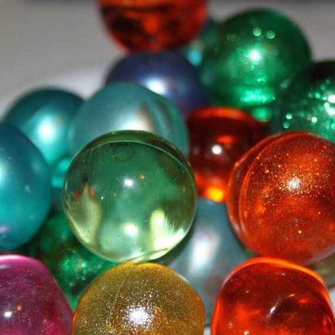 holy shit, bath beads!!!! for the 90's girls - smells we'll never forget! lol Bath Oil Beads, Bath Beads, Tide Pods, 90s Memories, Bath Oil, 90s Girl, Lip Smackers, 90s Childhood, Bath Oils