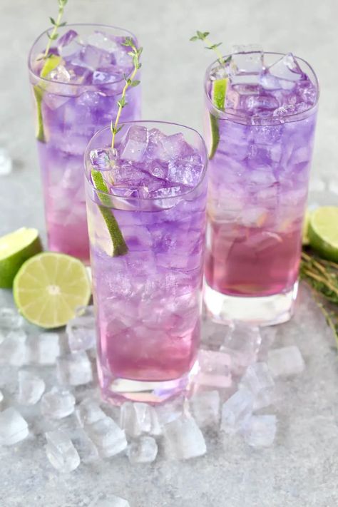 Purple Wedding Drinks, Strawberry Gin And Tonic, Tequila Lemonade, Tequila And Lemonade, Strawberry Gin, Strawberry Simple Syrup, Spring Cocktail, Purple Drinks, Purple Cocktails