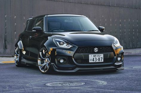 Suzuki Swift Tuning, Car Swift, New Swift, Suzuki Swift Sport, Car Wrap Design, Cool Car Pictures, Mazda 2, Suzuki Swift, Bmw M4