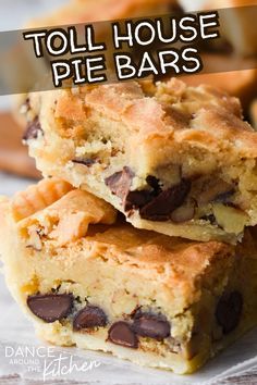 Toll House Pie, Tollhouse Pie, Cookie Filling, Savory Desserts, Desserts Bars, Baking Therapy, Chocolate Chip Pie, Bar Desserts, Dessert Squares