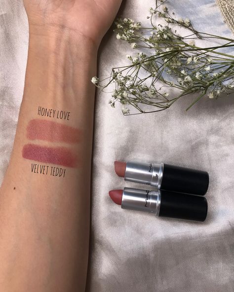 Honey Love Mac Lipstick, Mac Honey Love, Mac Teddy, Velvet Teddy Mac, Mac Lipstick Velvet Teddy, Mac Lip Liner, Mac Lipstick Colors, Best Mac Lipstick, Mac Lipstick Shades