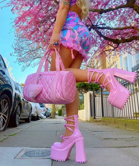 Pink Barbie Outfits, Margot Robbie Pink, Barbie Pink Shoes, Short Red Prom Dresses, High Heel Sandals Platform, Demonia Shoes, Pink Glam, Cute Shoes Heels, Pink High Heels