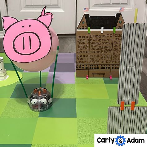 How to Host a Thanksgiving Parade in Your Classroom — Carly and Adam Macys Day Parade Float Ideas For Kids, Thanksgiving Parade Float Ideas For Kids, Thanksgiving Parade Floats, Parade Float Diy, Balloons Over Broadway, Macy's Day Parade, Macys Thanksgiving Parade, Macy’s Thanksgiving Day Parade, Nyc Landmarks